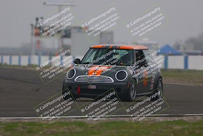 media/Jan-18-2026-CalClub SCCA (Sun) [[8bc6468723]]/Group 3 Race/Turn 1/